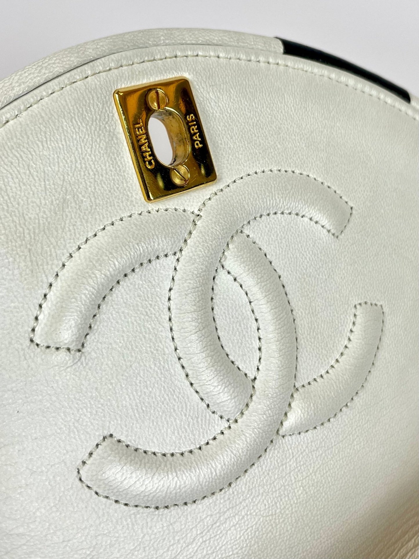 The Vintage Bag Chanel Matelasse