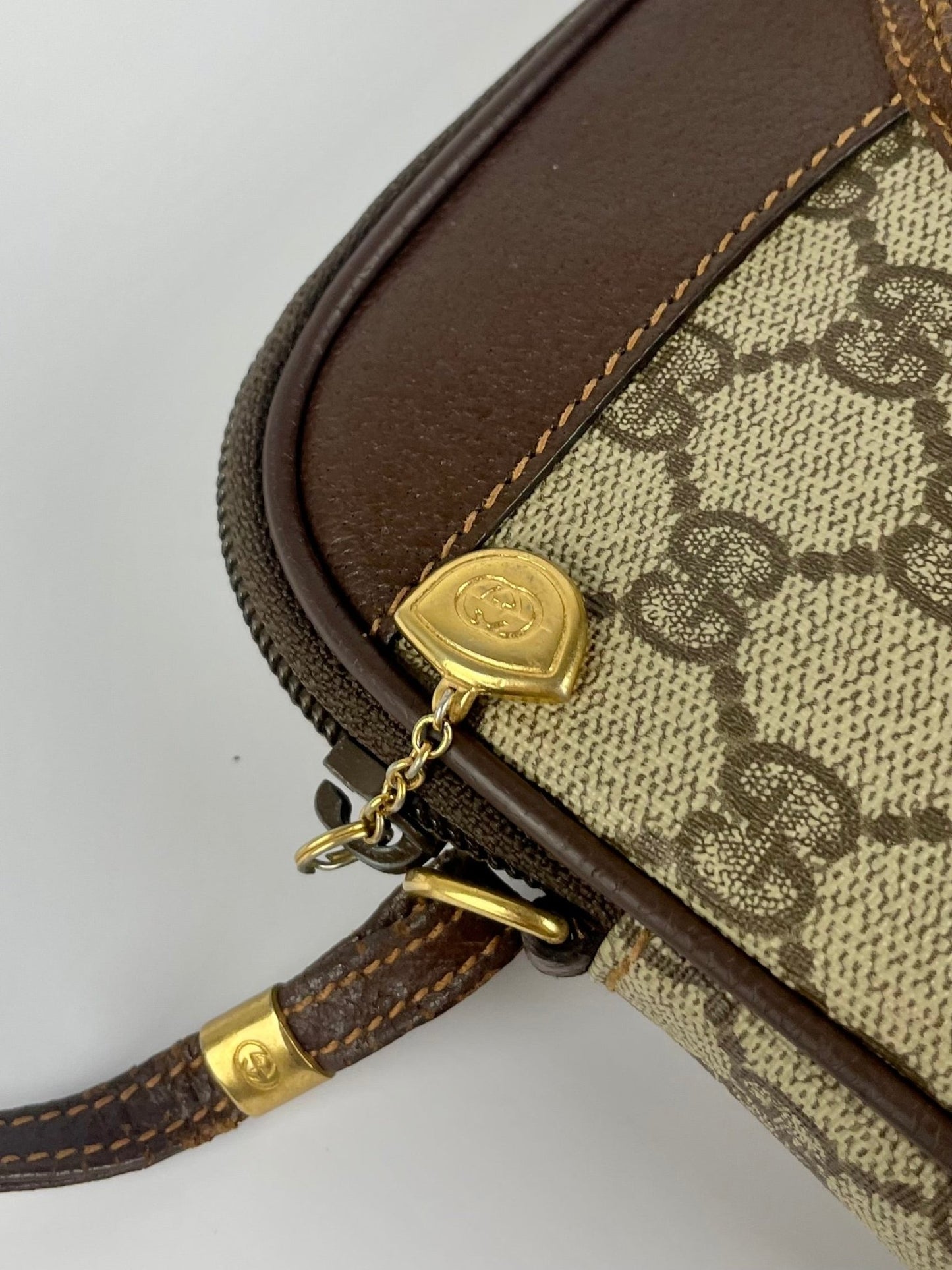 The Vintage Bag Gucci Crossbody
