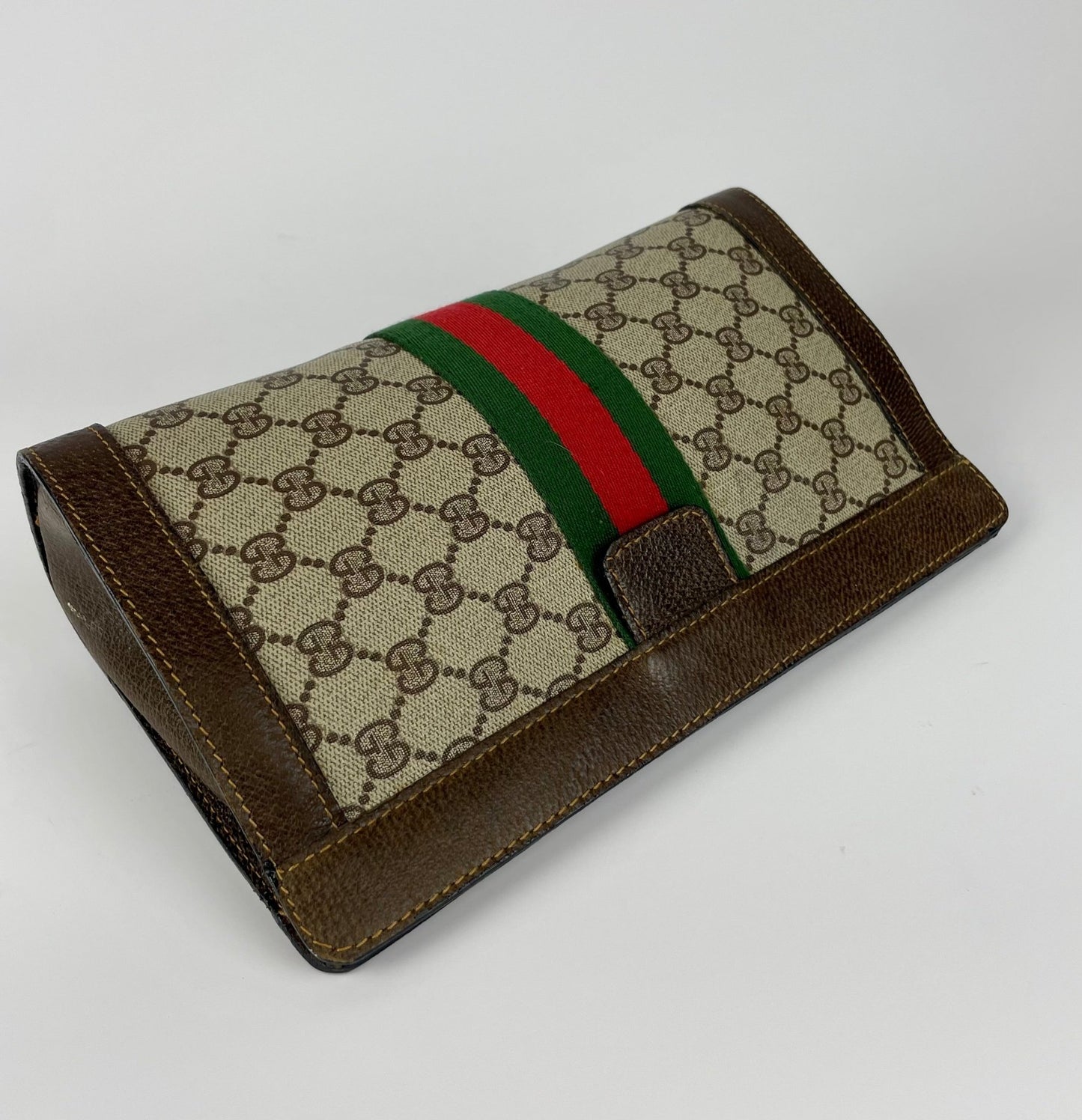 The Vintage Bag Gucci Sherry Line Clutch