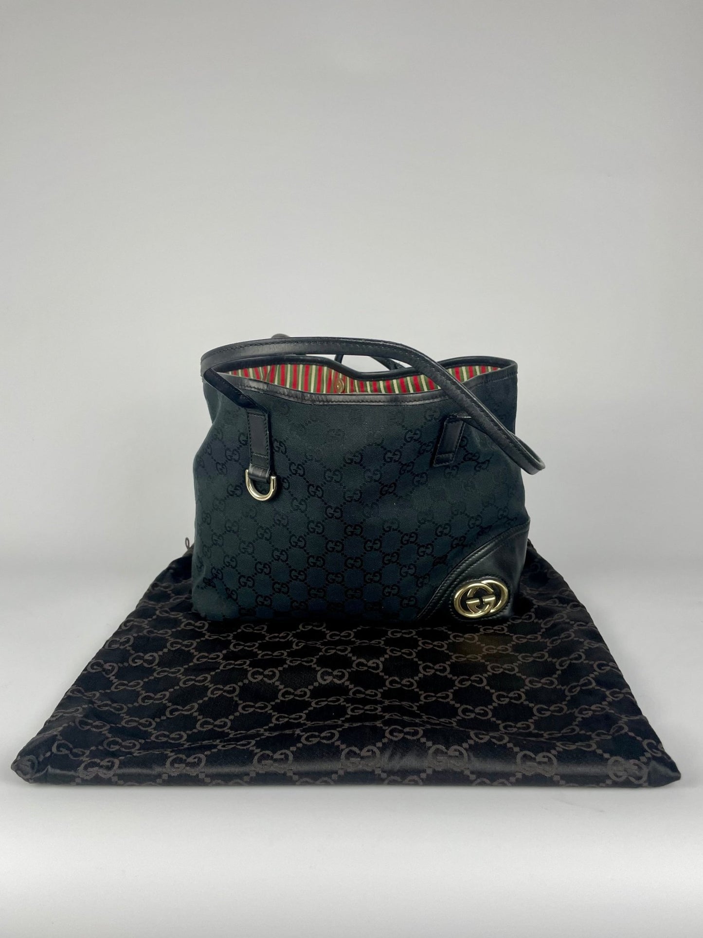 The Vintage Bag Gucci Shopper