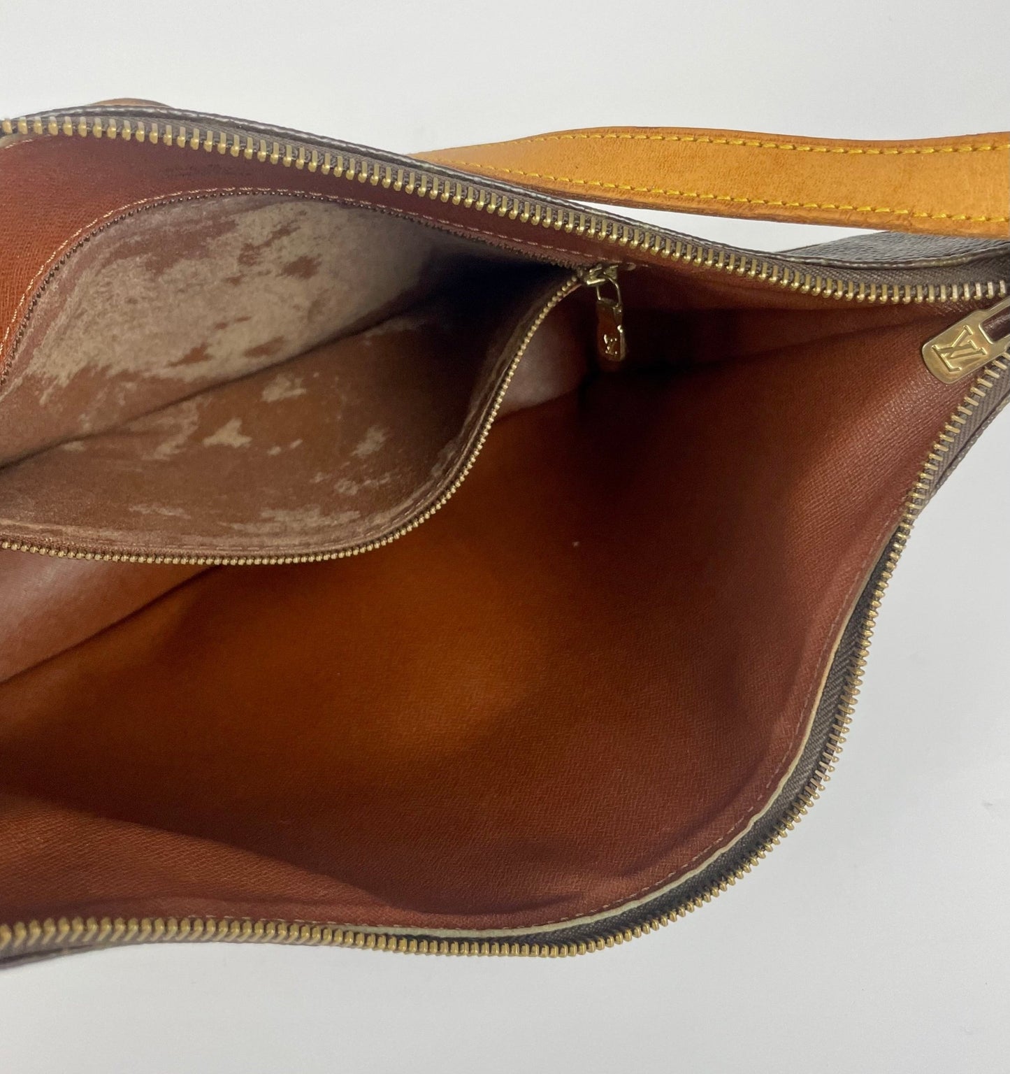 The Vintage Bag Louis Vuitton Bagatelle Boulogne