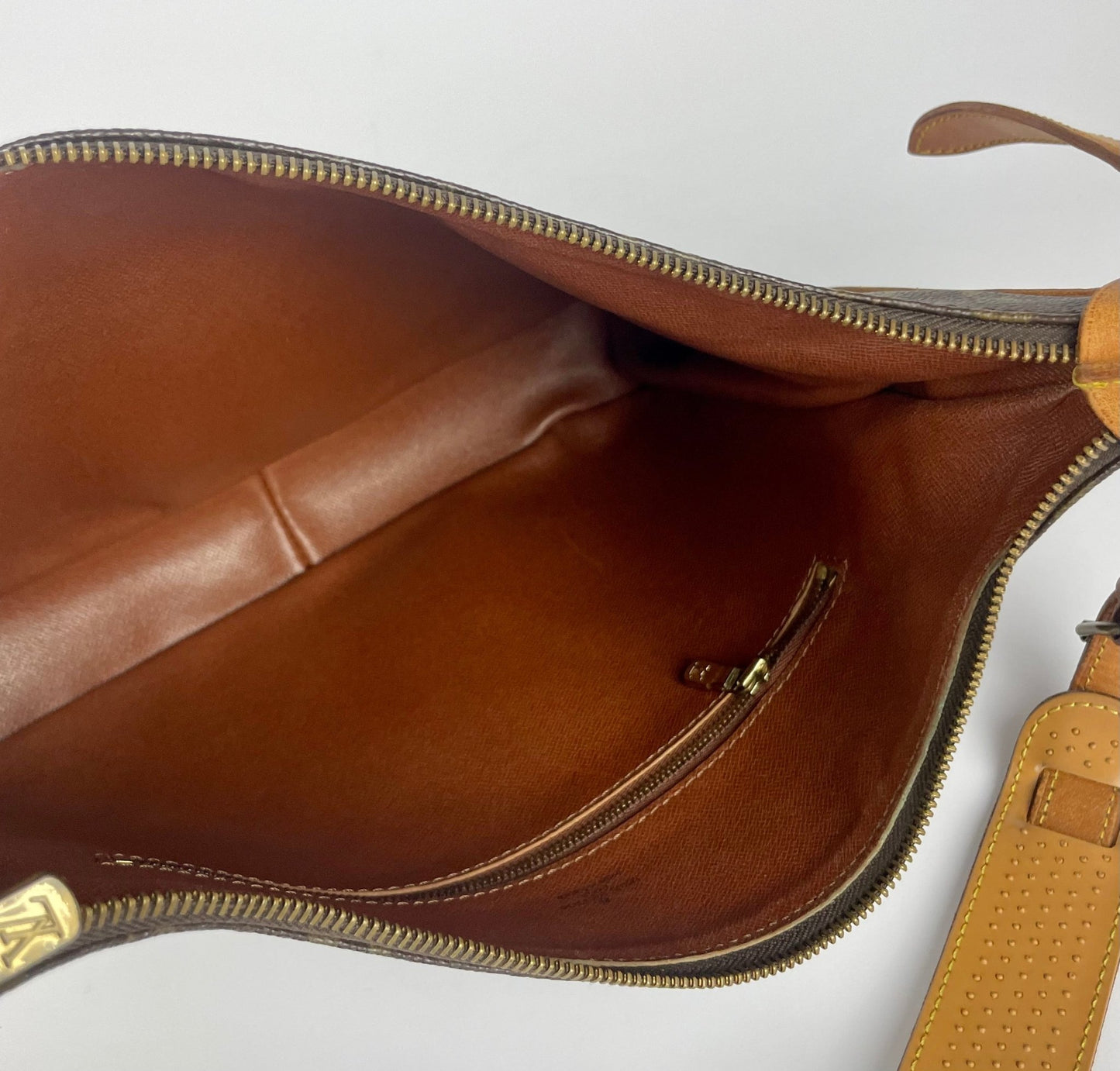 The Vintage Bag Louis Vuitton Bagatelle Boulogne