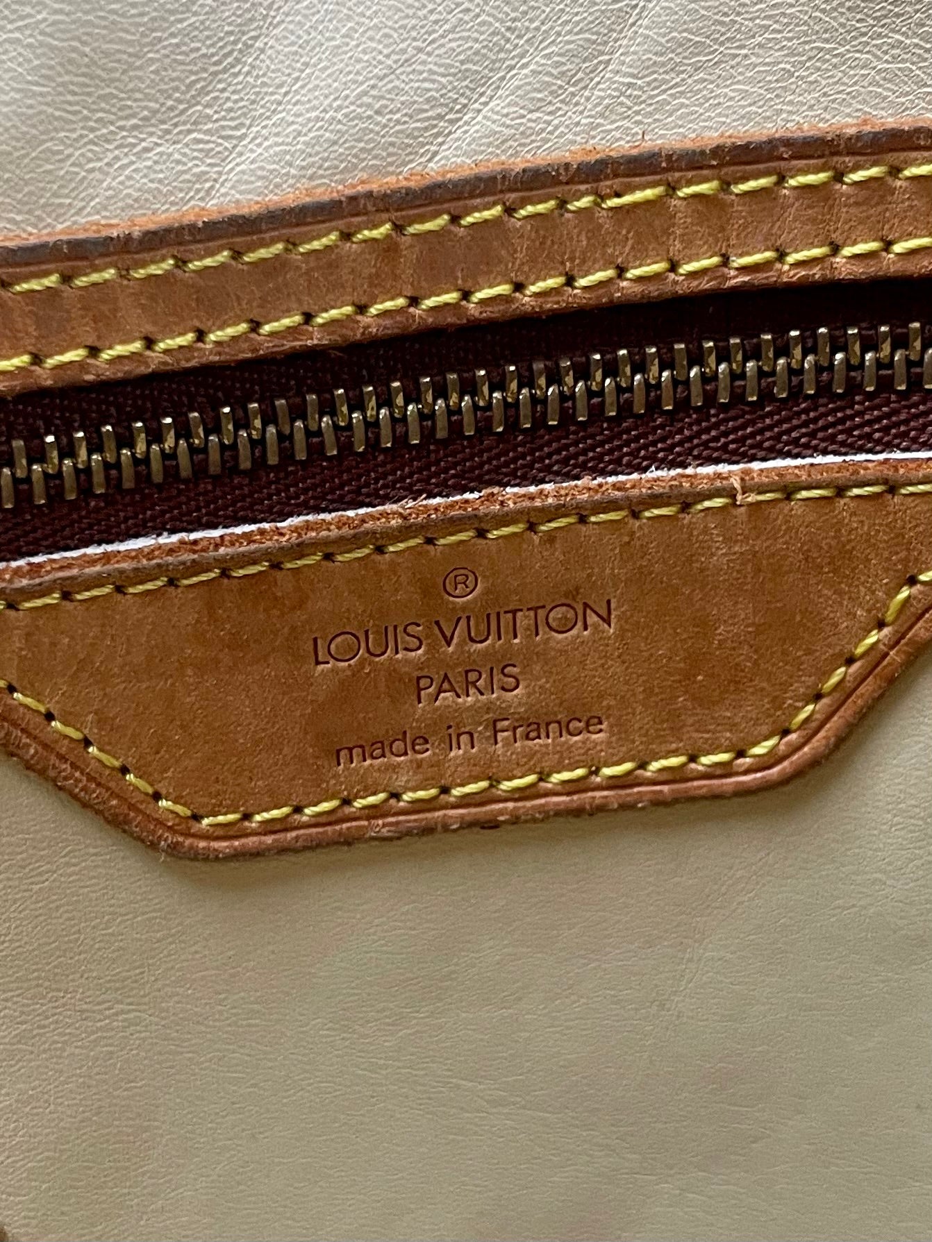 The Vintage Bag Louis Vuitton Bucket
