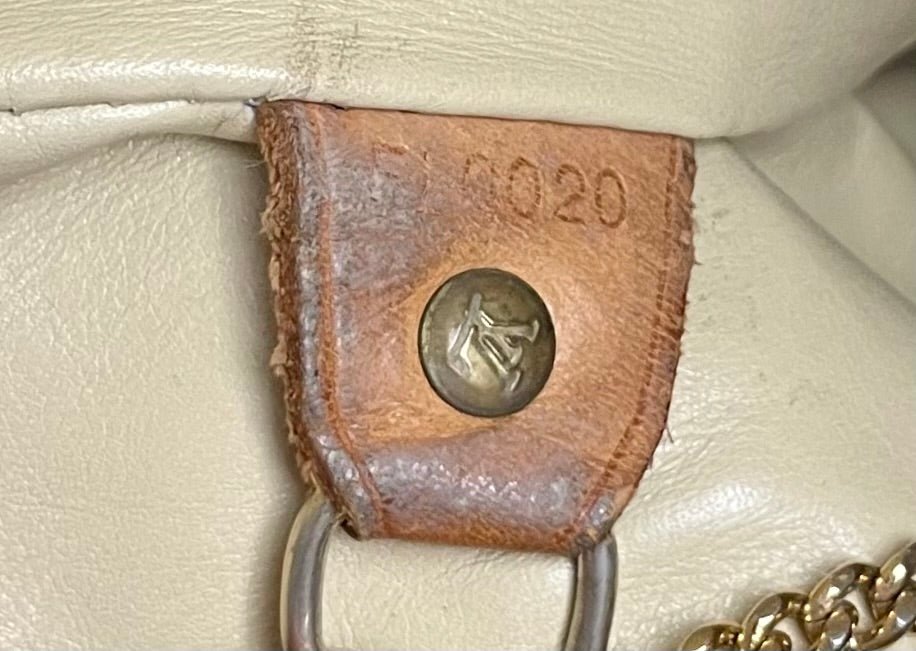 The Vintage Bag Louis Vuitton Bucket