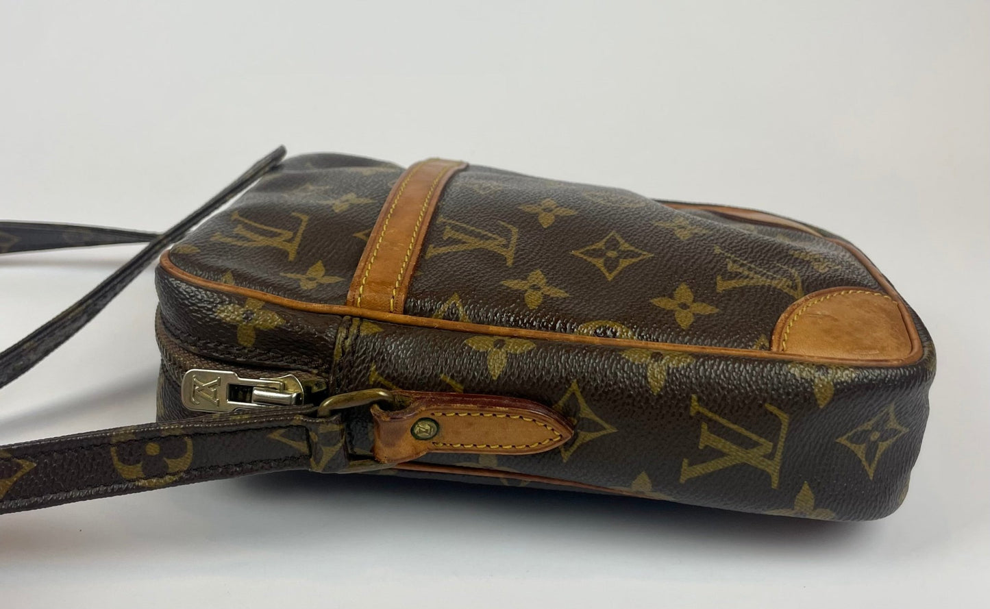 Louis Vuitton Danube - The Vintage Bag - crossbody - Louis Vuitton vintage tasker og designer tasker