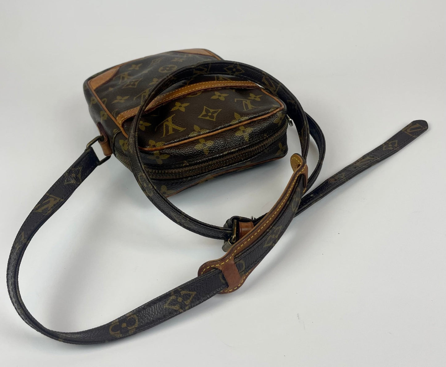 Louis Vuitton Danube - The Vintage Bag - crossbody - Louis Vuitton vintage tasker og designer tasker