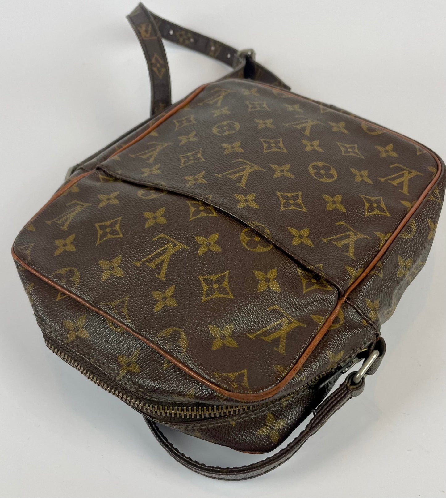The Vintage Bag Louis Vuitton Danube