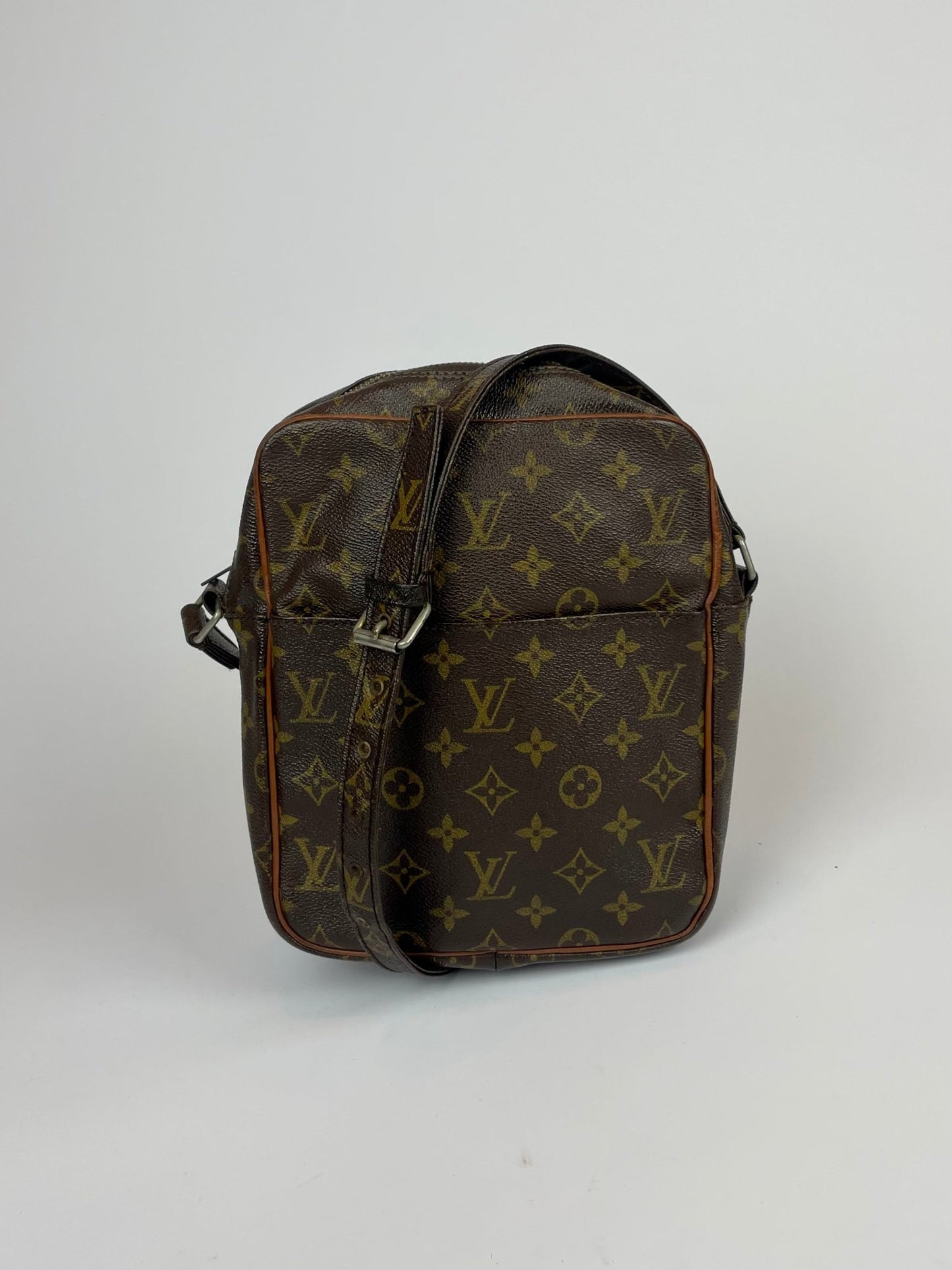 The Vintage Bag Louis Vuitton Danube