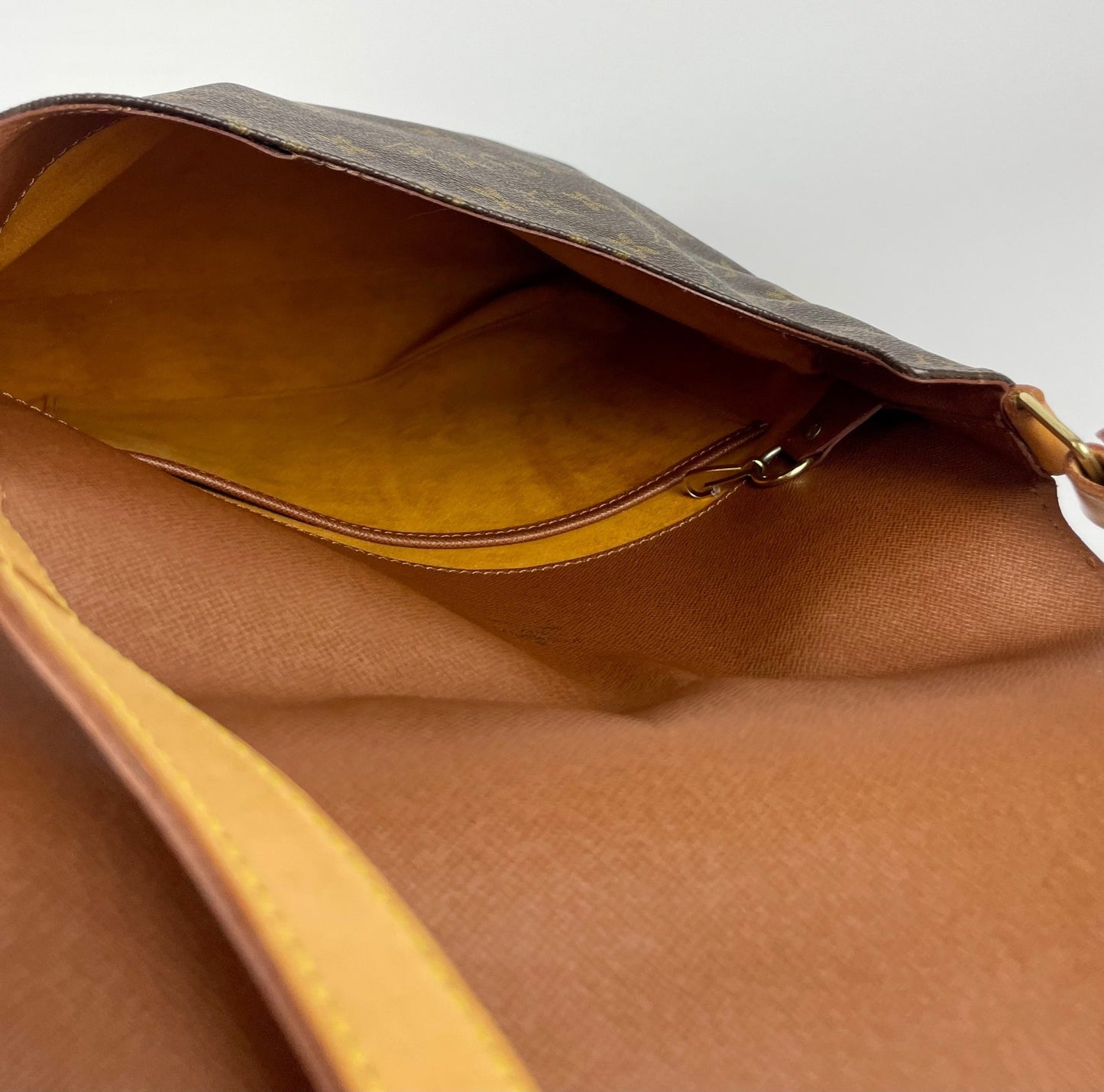 The Vintage Bag Louis Vuitton Musette
