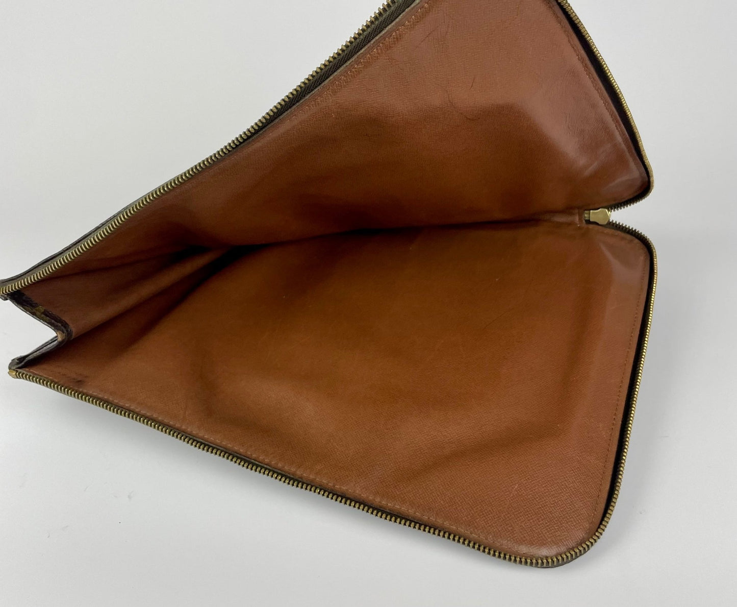 The Vintage Bag Louis Vuitton Poche Document