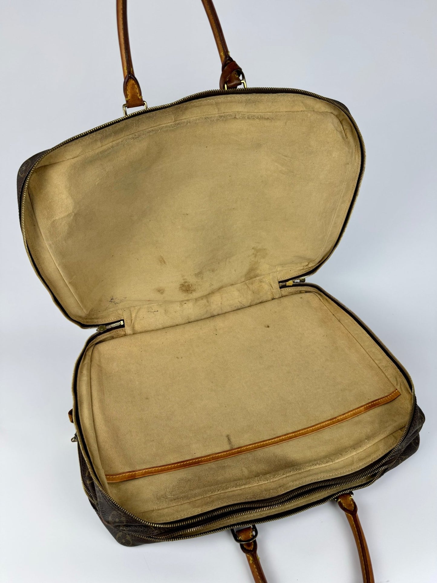 The Vintage Bag Louis Vuitton Voyage