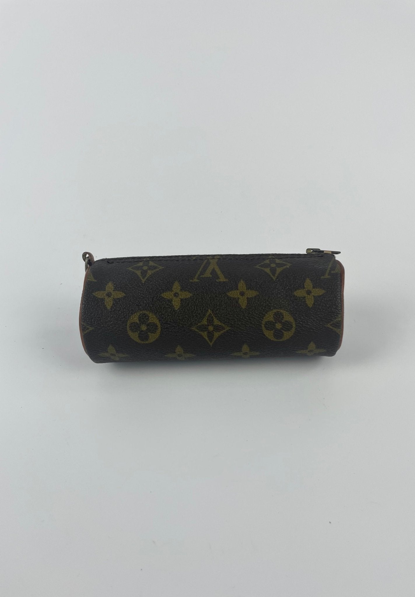 The Vintage Bag Louis Vuitton Mini Clutch