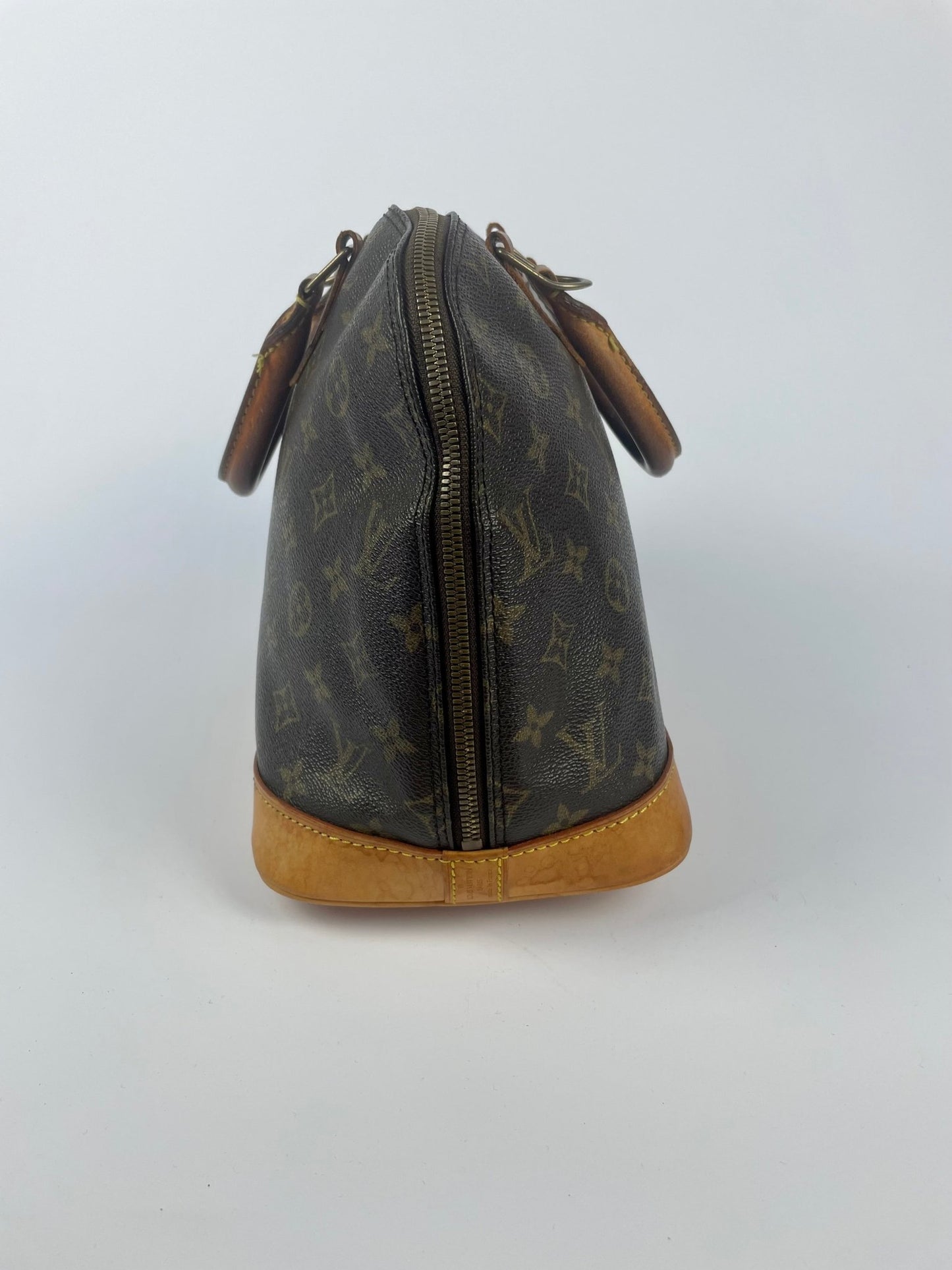 The Vintage Bag Louis Vuitton Alma