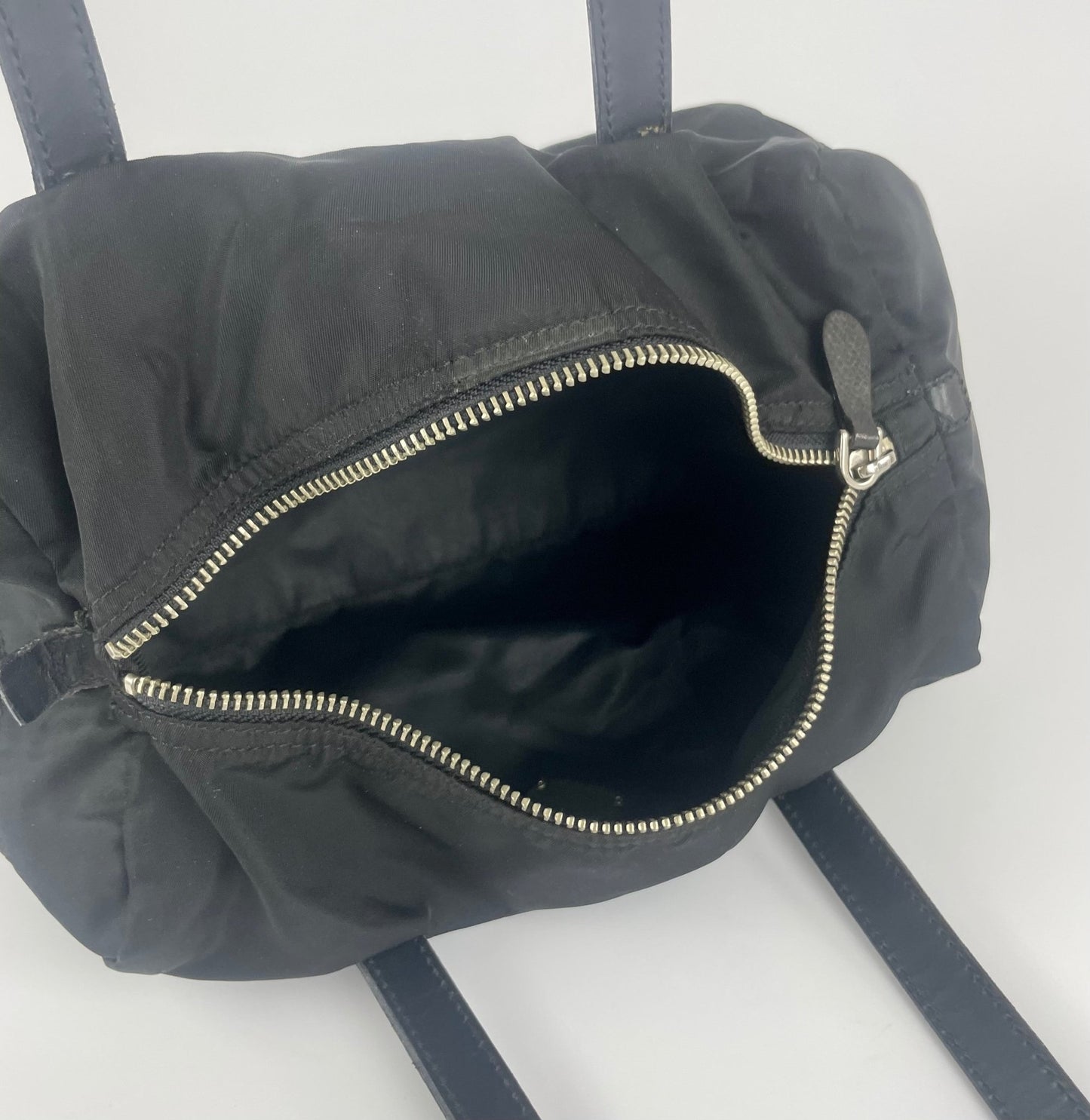 The Vintage Bag PRADA Håndtaske