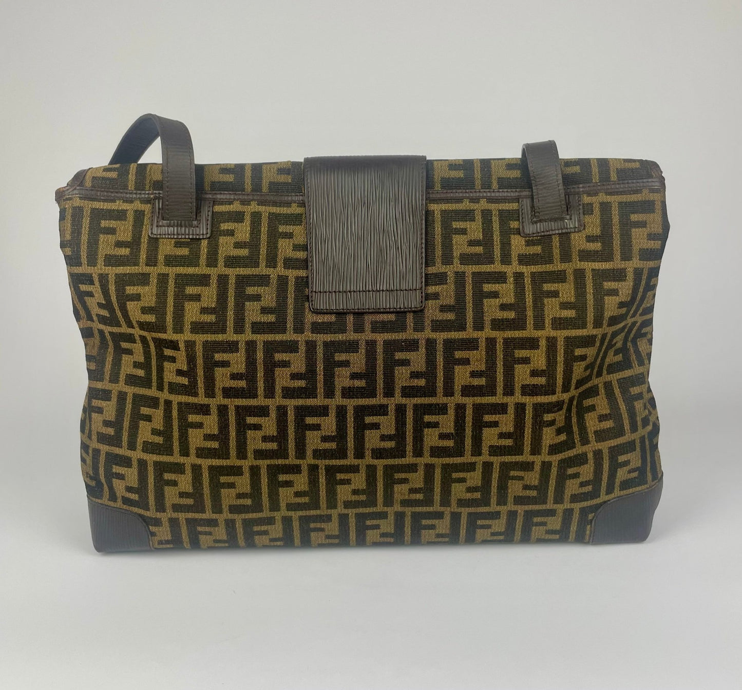 The Vintage Bag Fendi Messenger