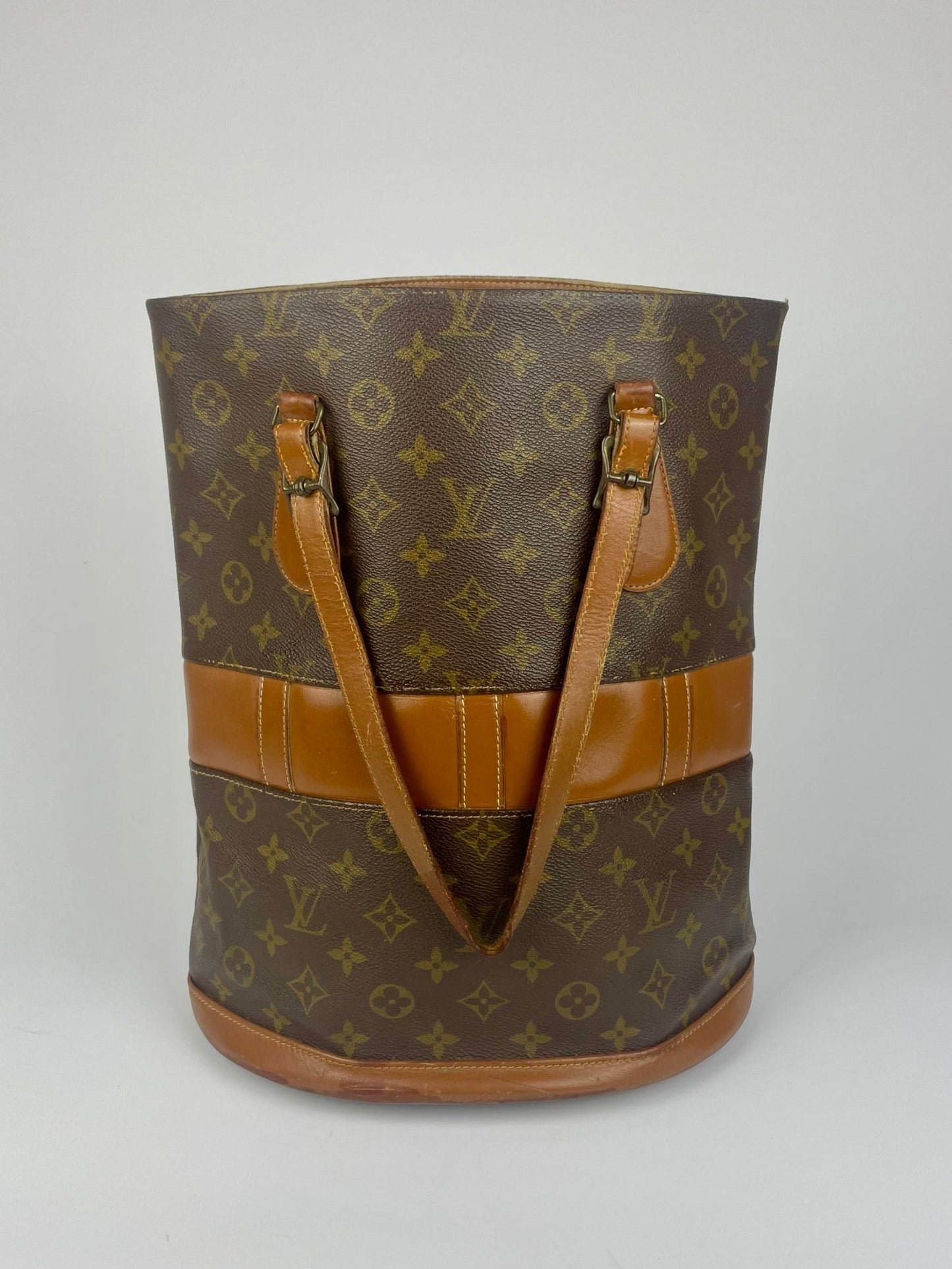 The Vintage Bag Louis Vuitton Bucket GM