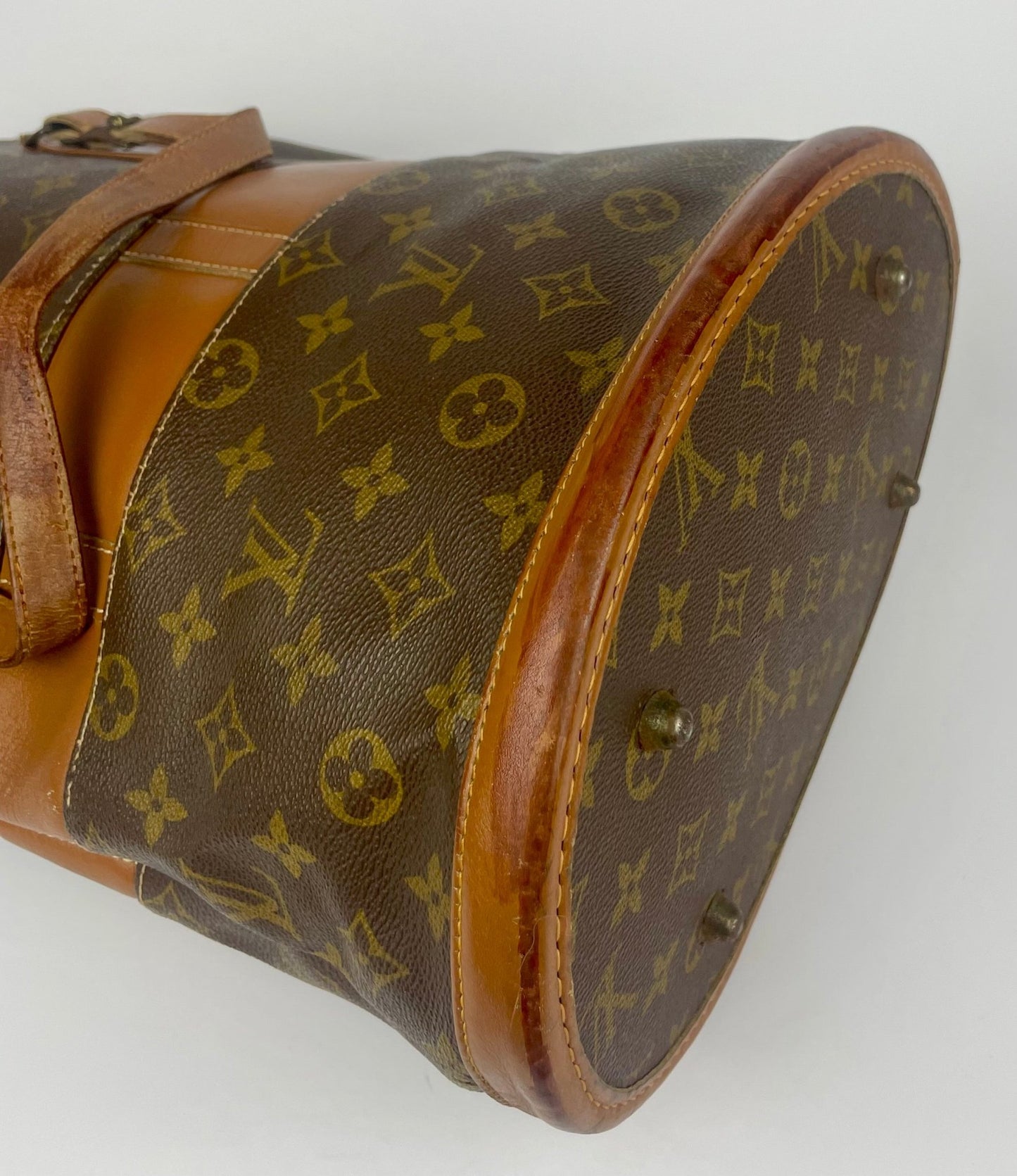 The Vintage Bag Louis Vuitton Bucket GM