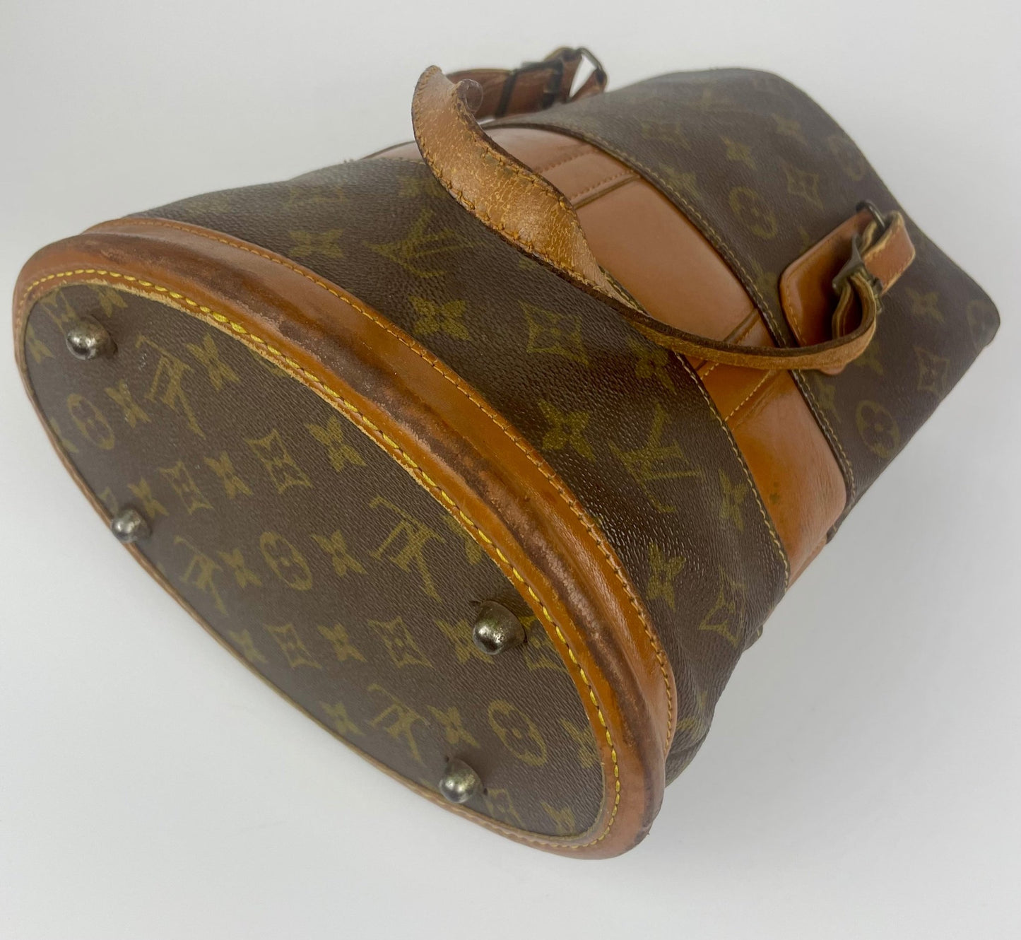 The Vintage Bag Louis Vuitton Bucket PM
