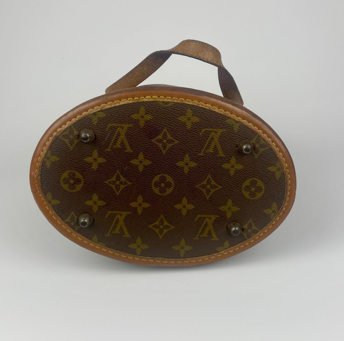 The Vintage Bag Louis Vuitton Bucket PM