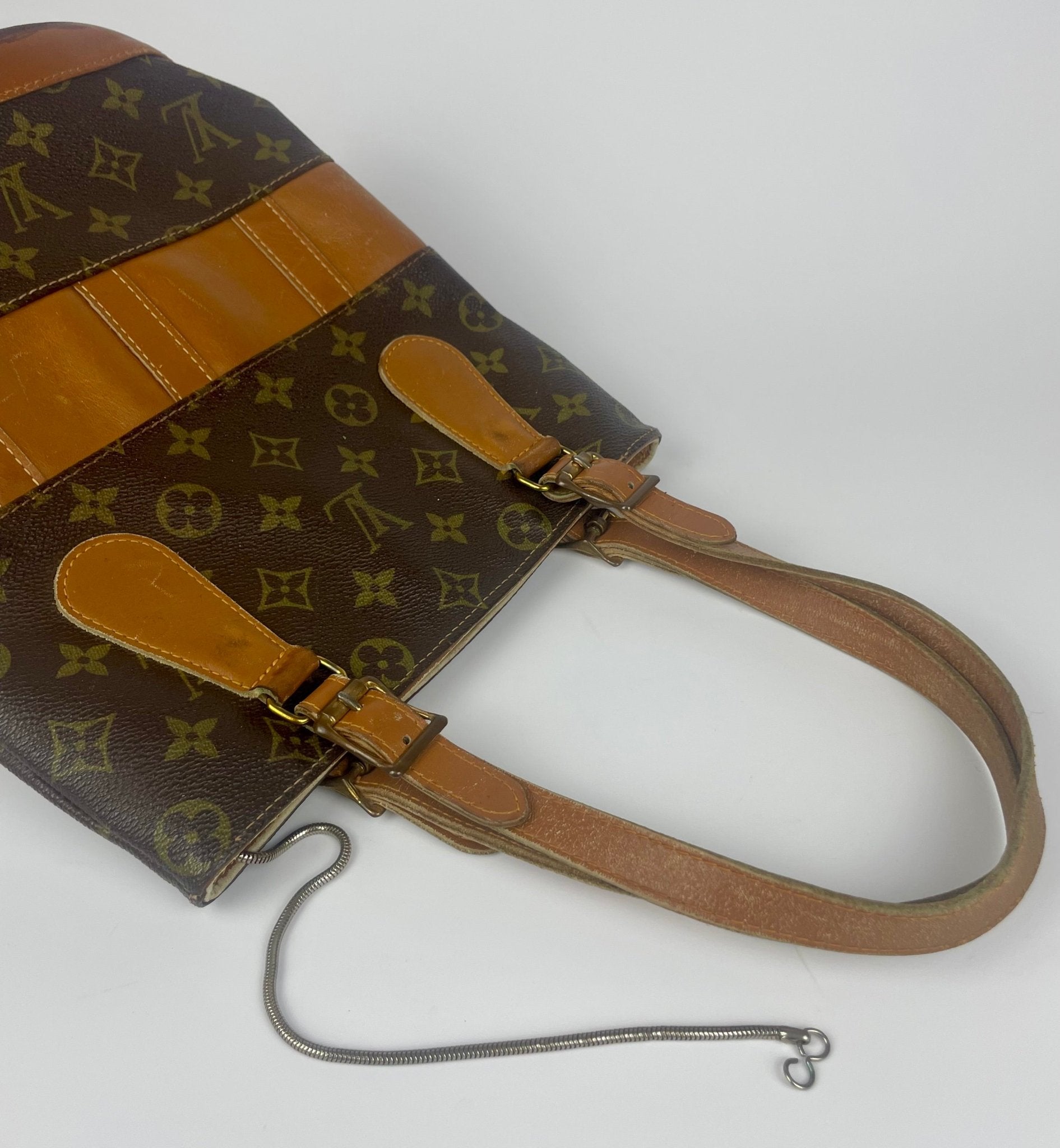 The Vintage Bag Louis Vuitton Bucket PM