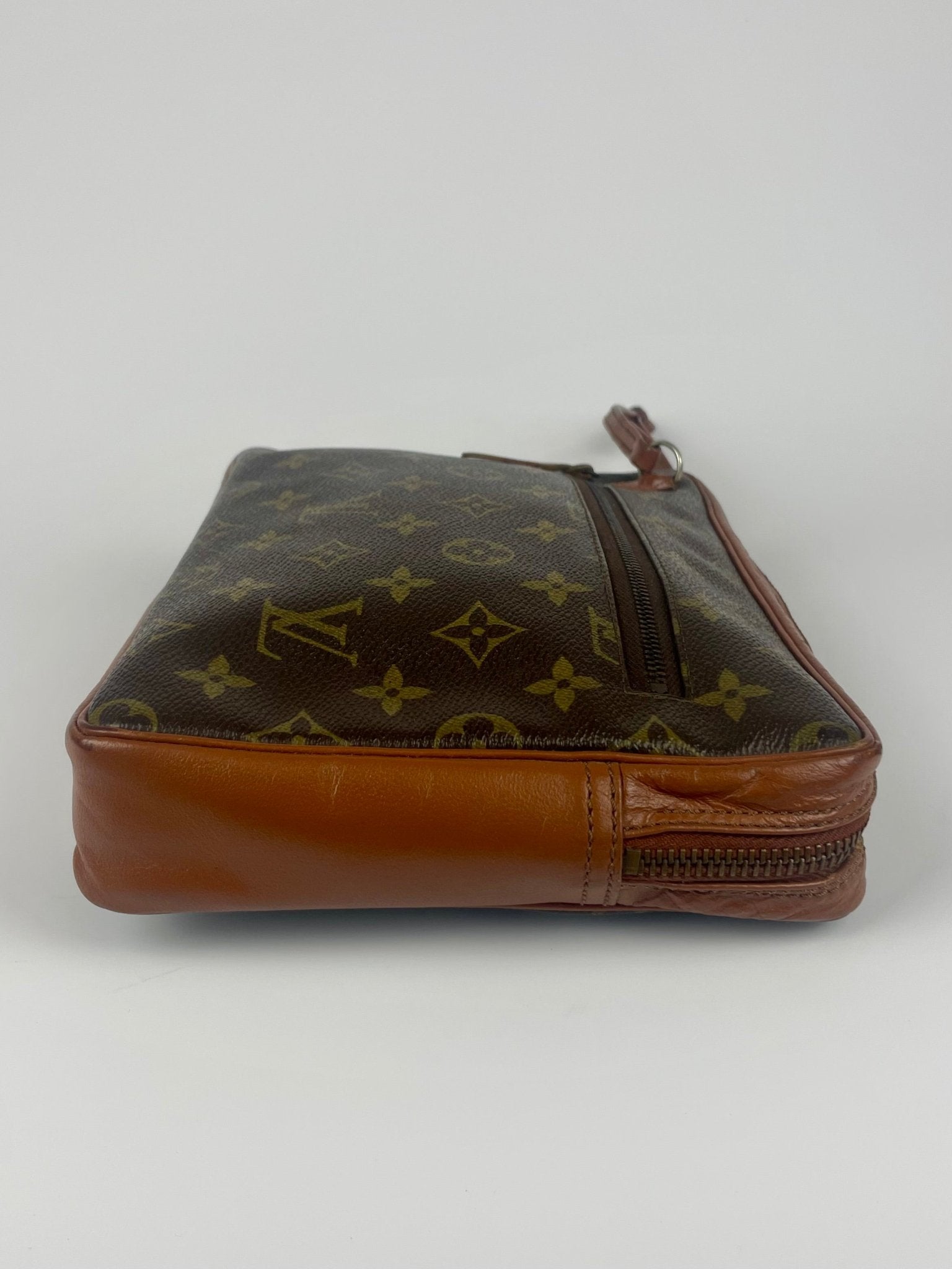 The Vintage Bag Louis Vuitton Clutch