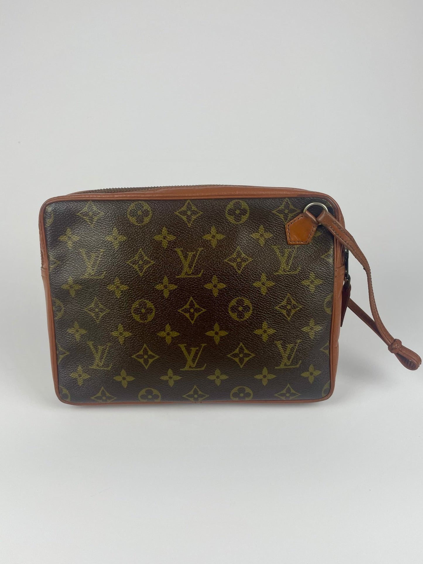 The Vintage Bag Louis Vuitton Clutch