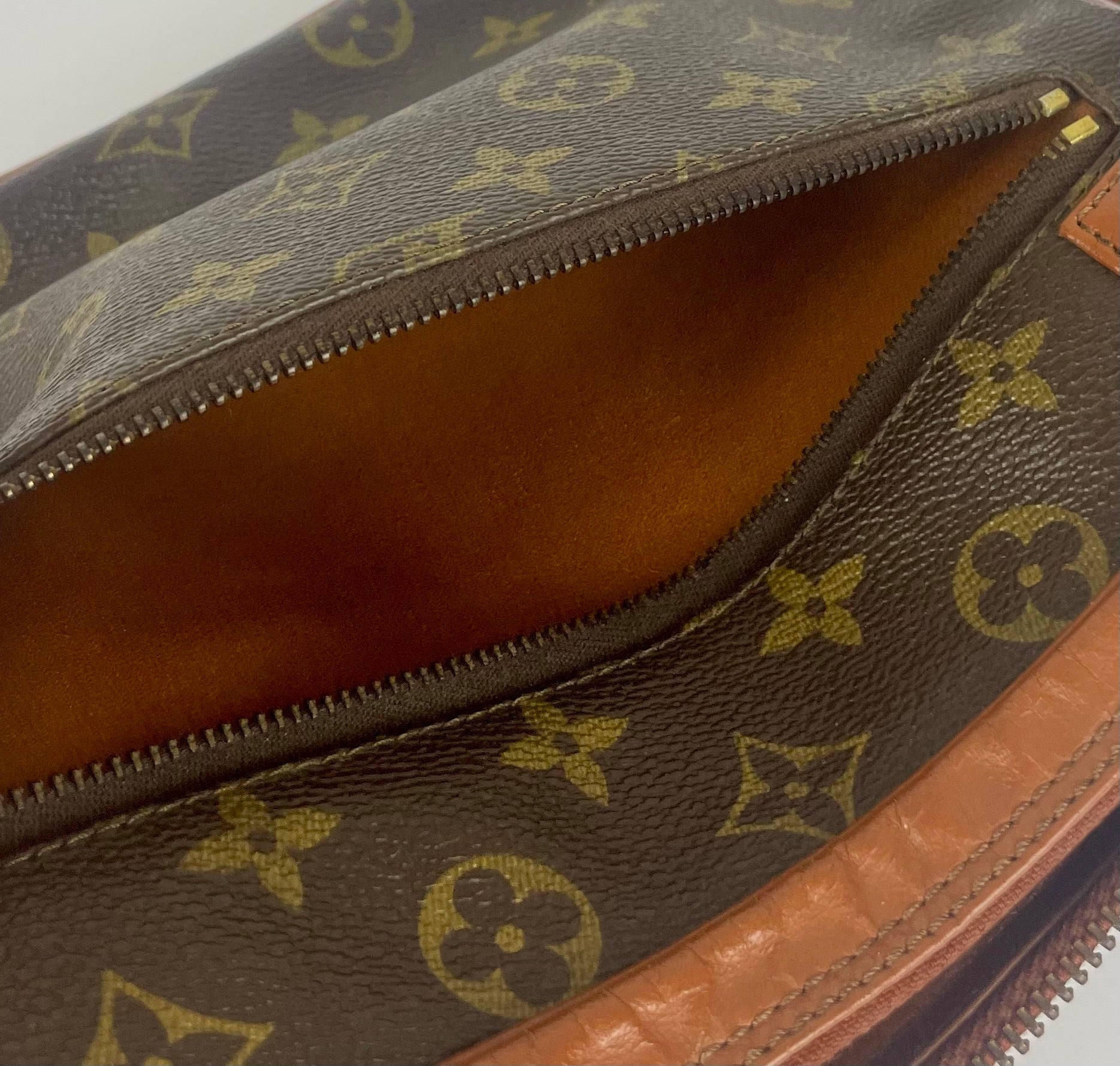 The Vintage Bag Louis Vuitton Clutch