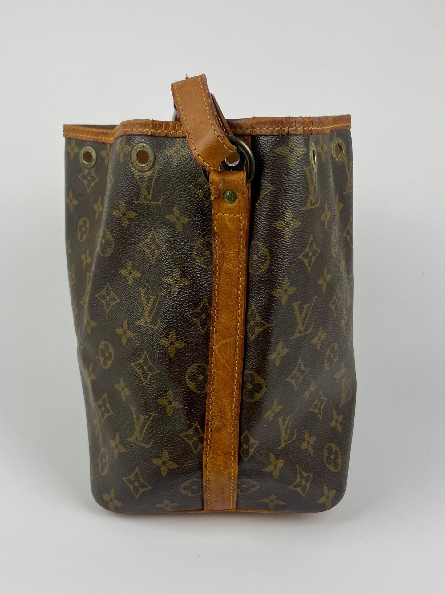 The Vintage Bag Louis Vuitton Petit Noe