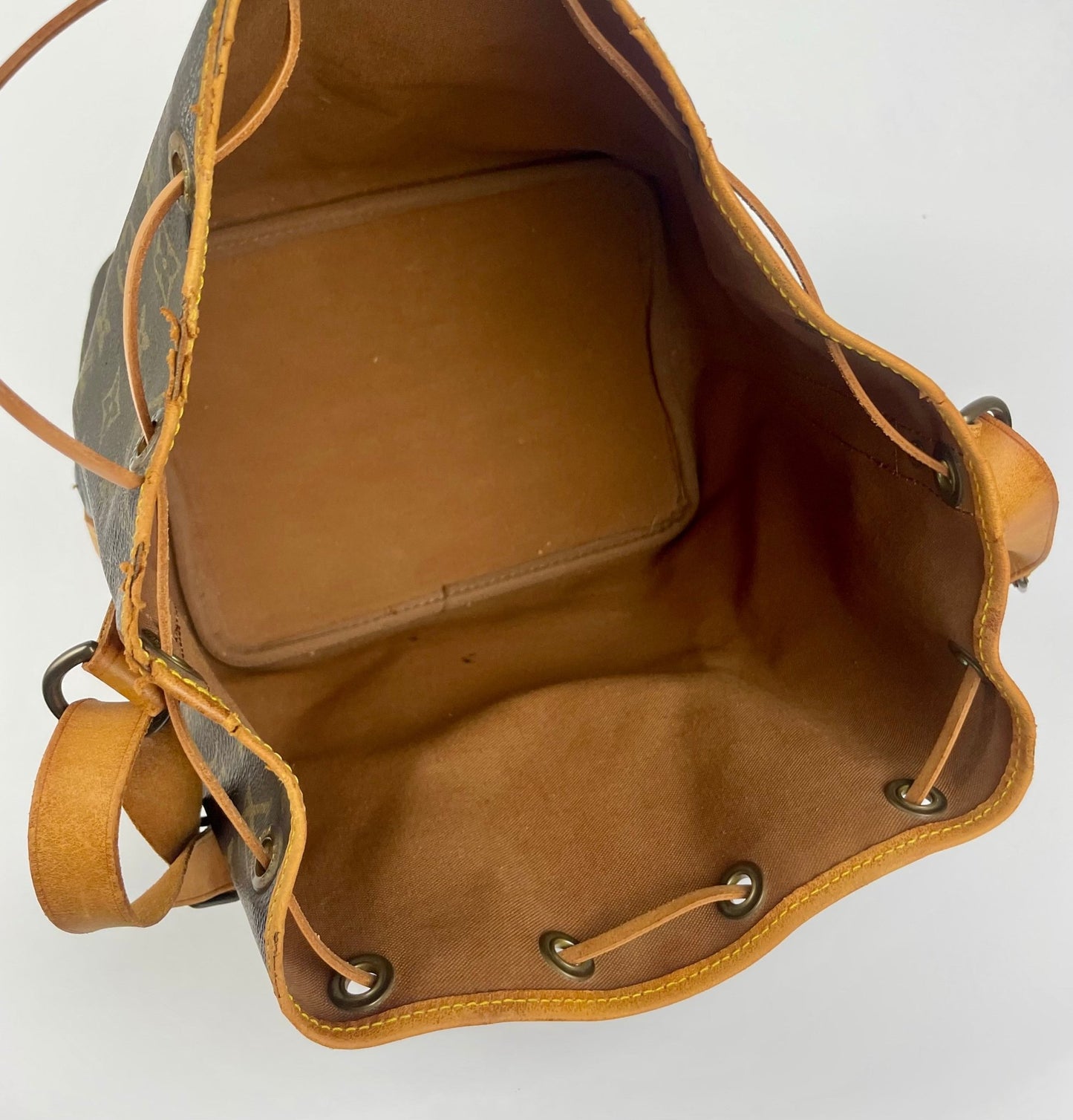 The Vintage Bag Louis Vuitton Petit Noe