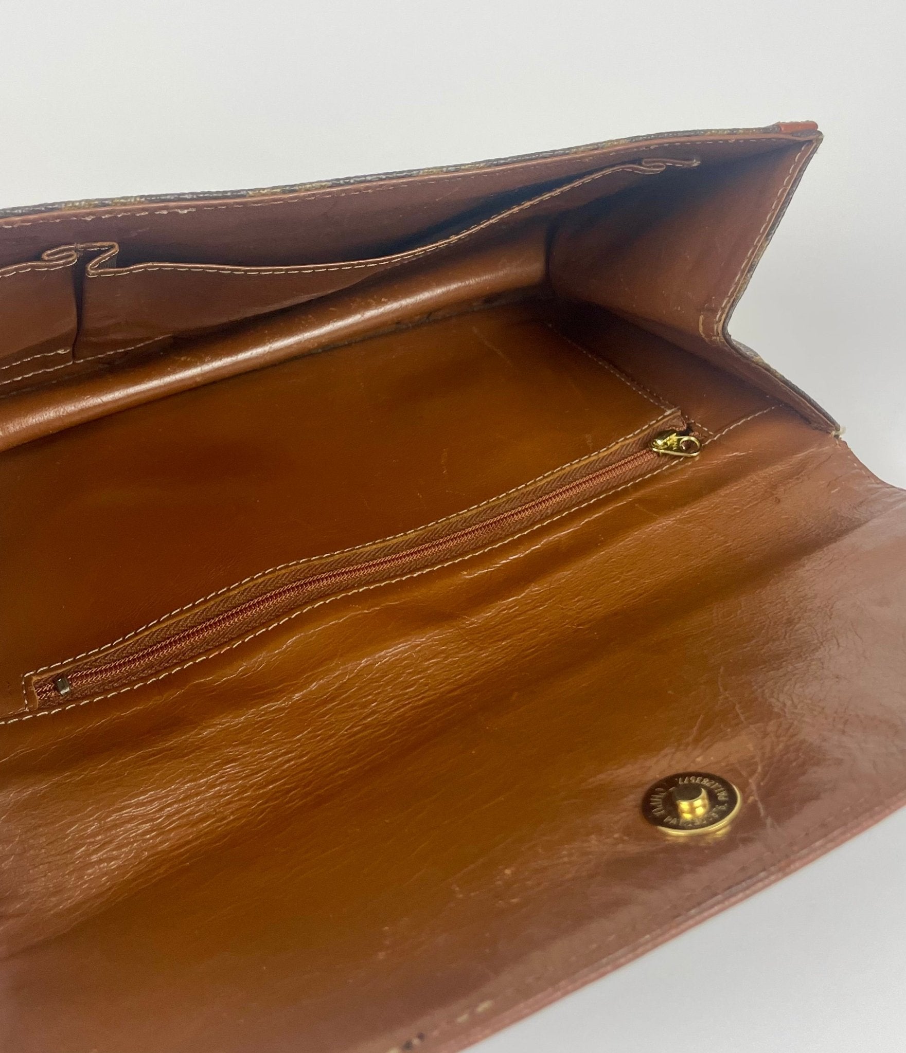 The Vintage Bag Louis Vuitton Pochette Dame