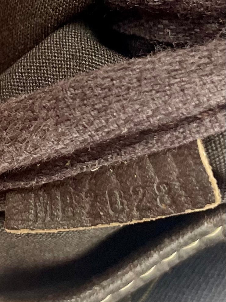 The Vintage Bag Louis Vuitton Saumur 30