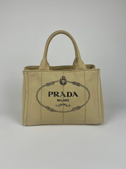 The Vintage Bag Prada Canapa