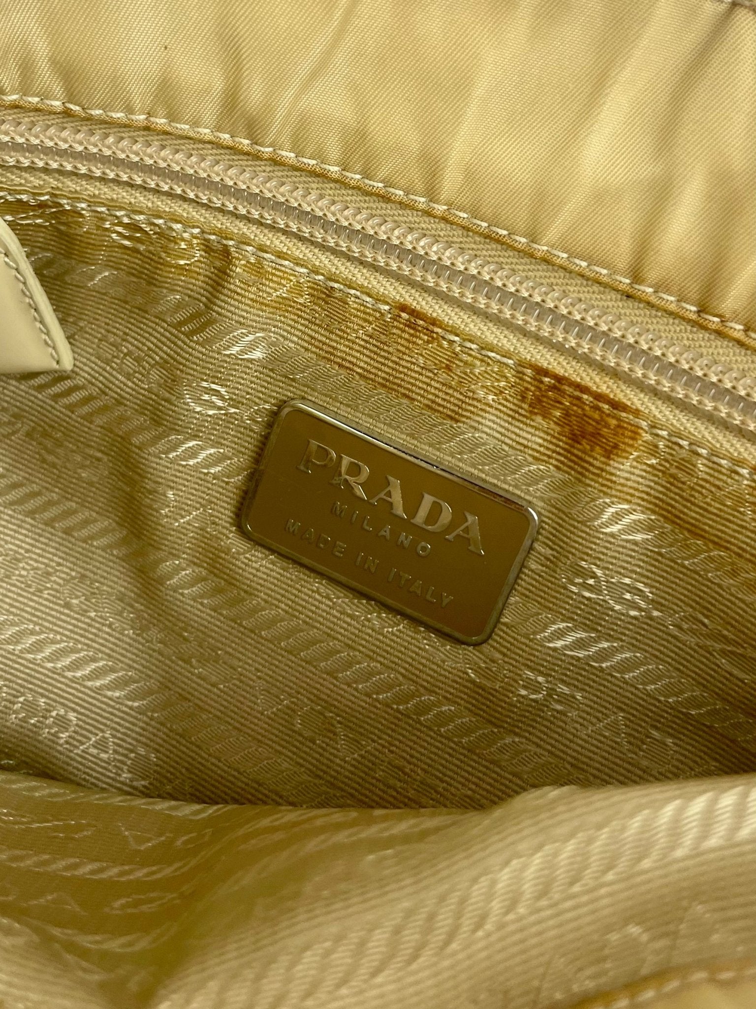 The Vintage Bag Prada Messenger