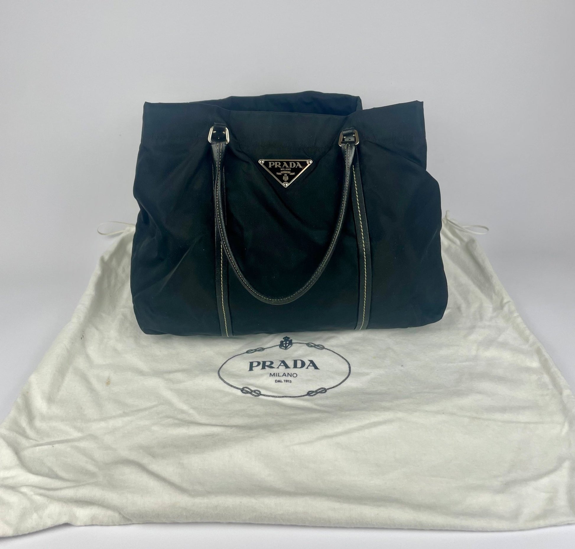 The Vintage Bag Prada Skuldertaske