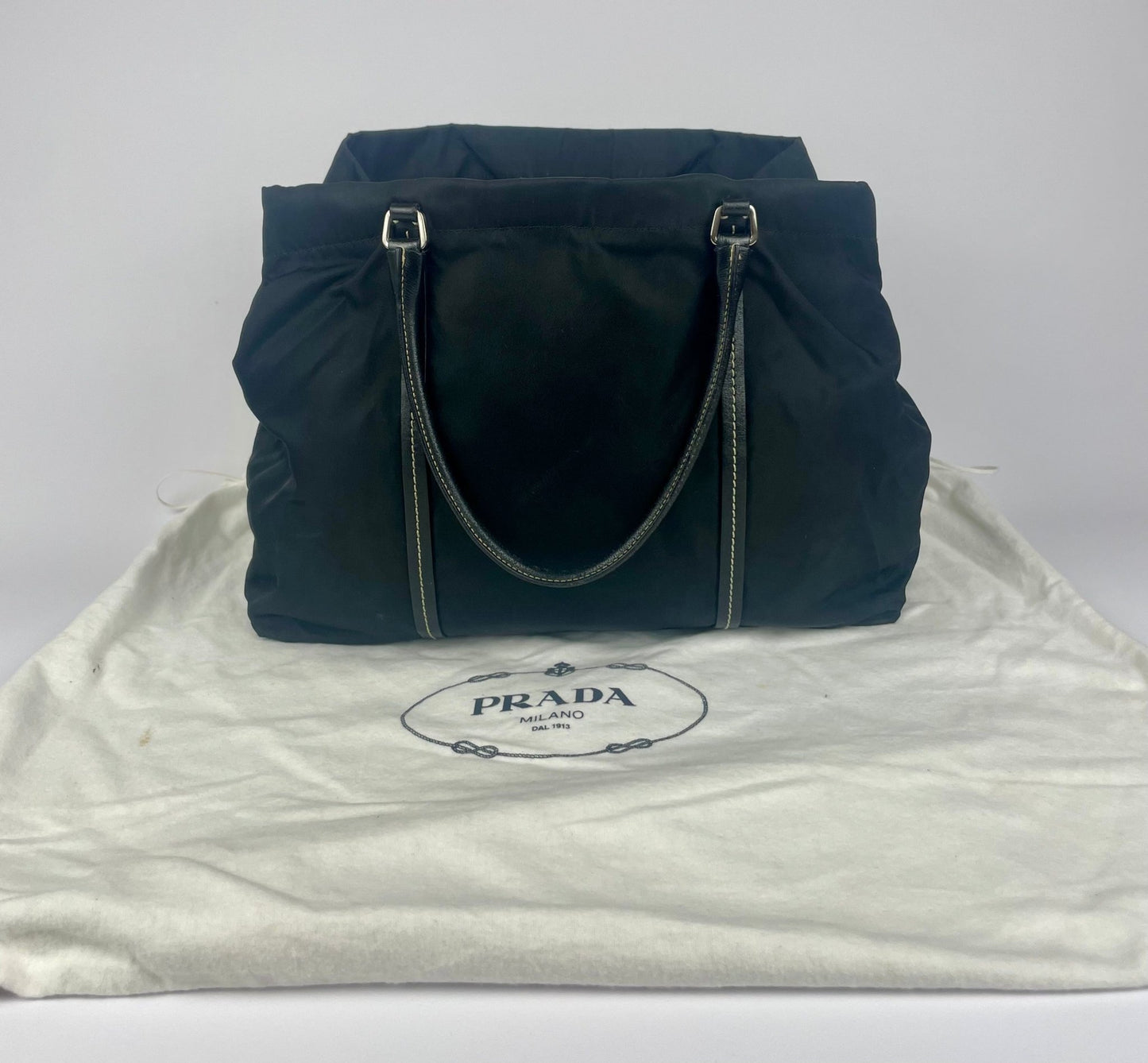 The Vintage Bag Prada Skuldertaske