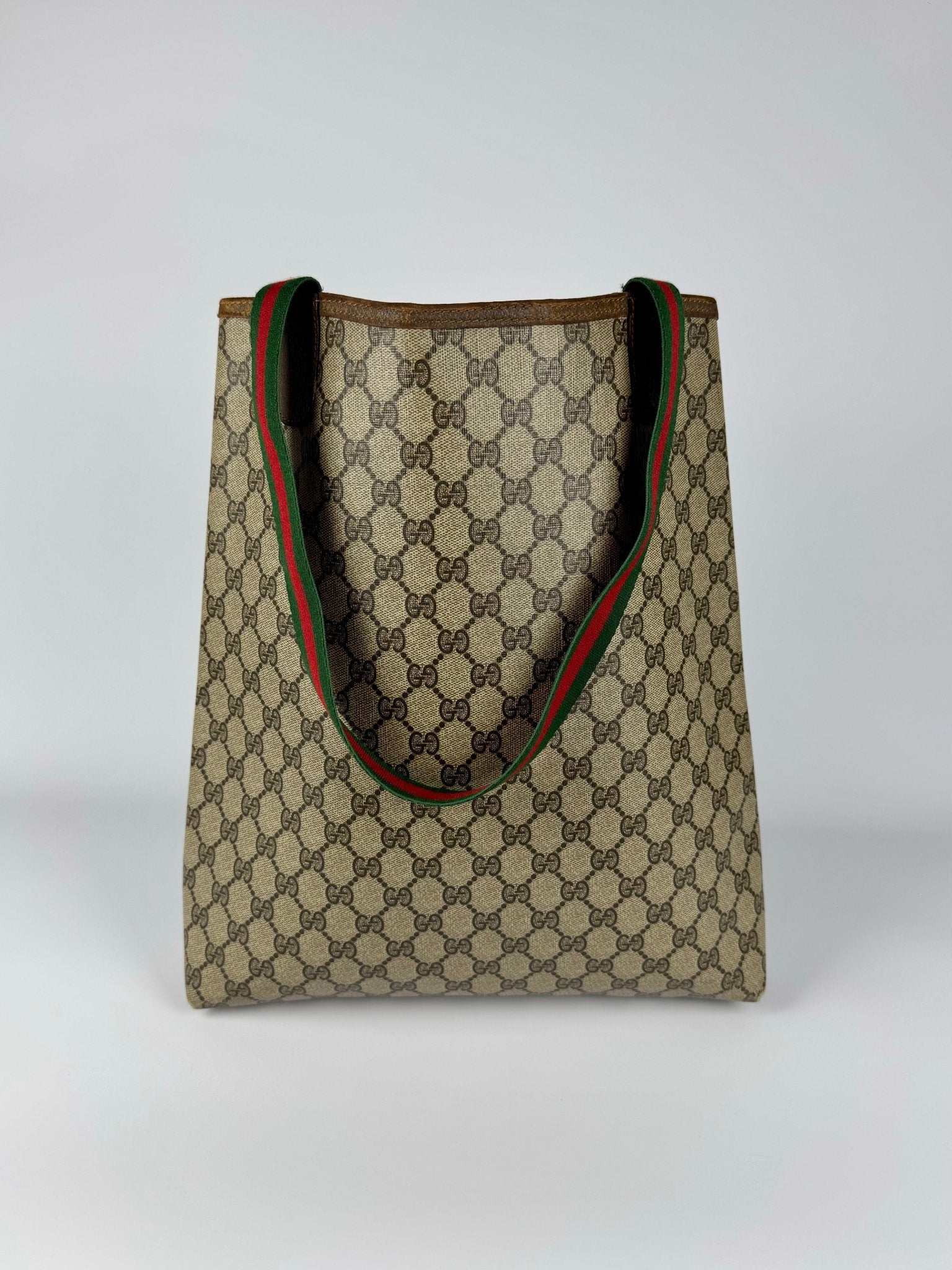 The Vintage Bag Gucci GG Tote