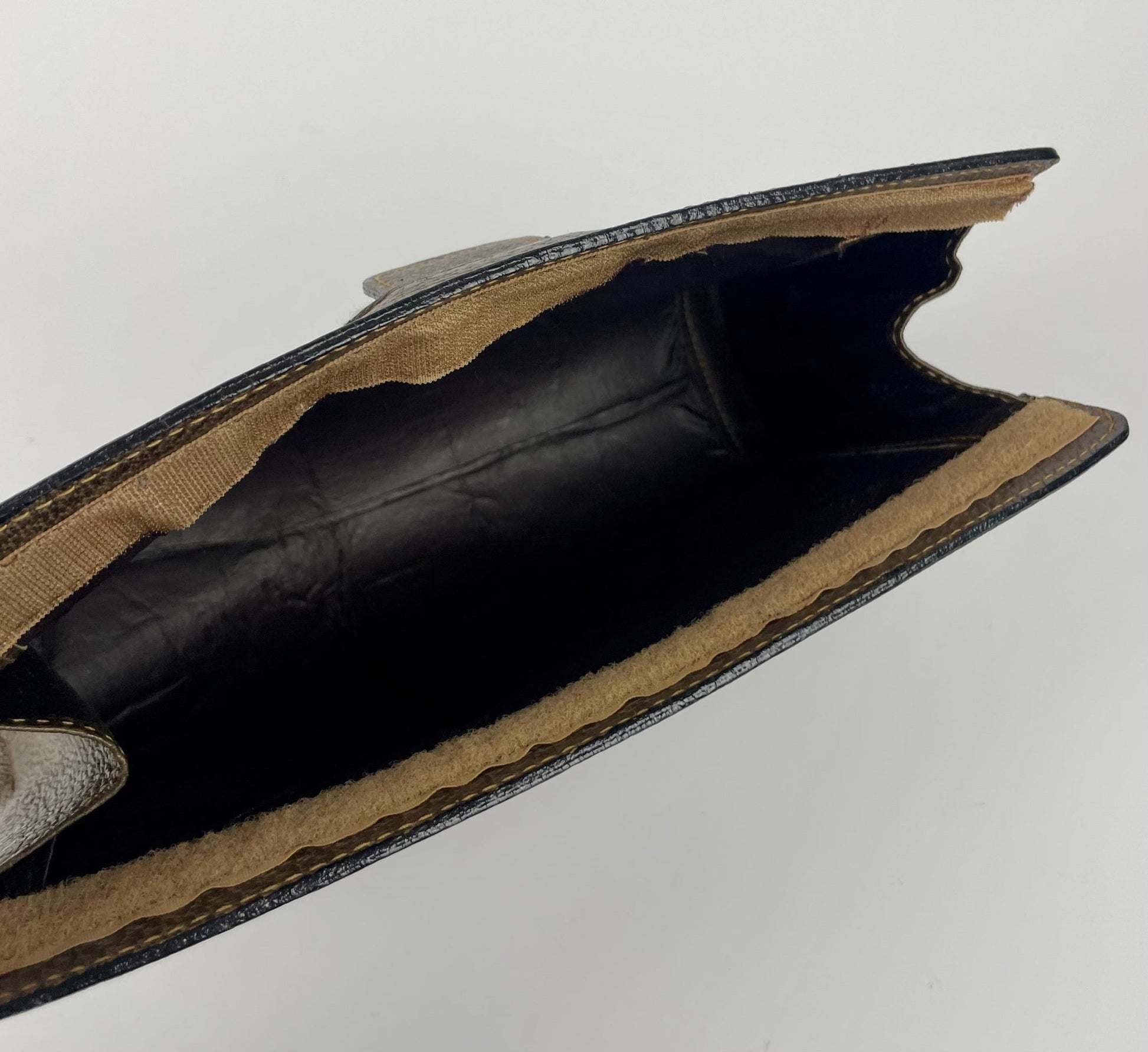 The Vintage Bag Gucci Sherry Line Clutch