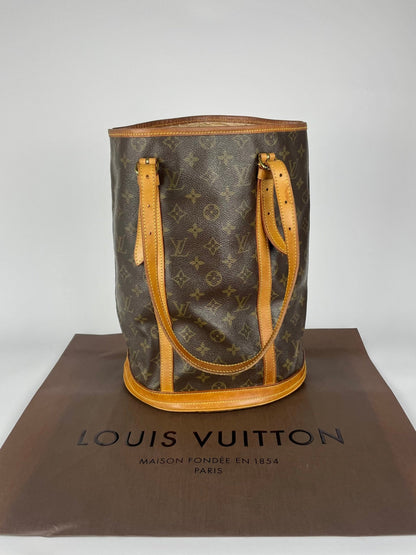 The Vintage Bag Louis Vuitton Bucket