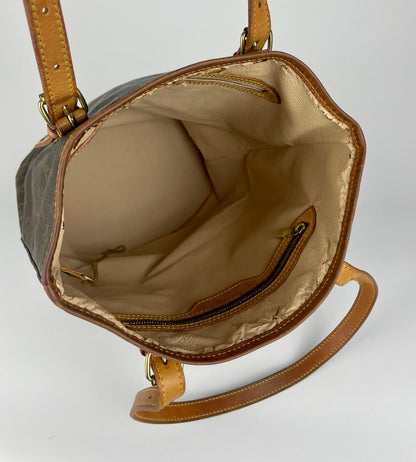 The Vintage Bag Louis Vuitton Bucket