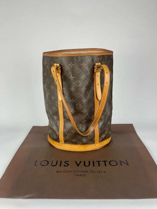 The Vintage Bag Louis Vuitton Bucket