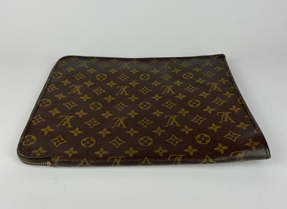 The Vintage Bag Louis Vuitton Poche Document