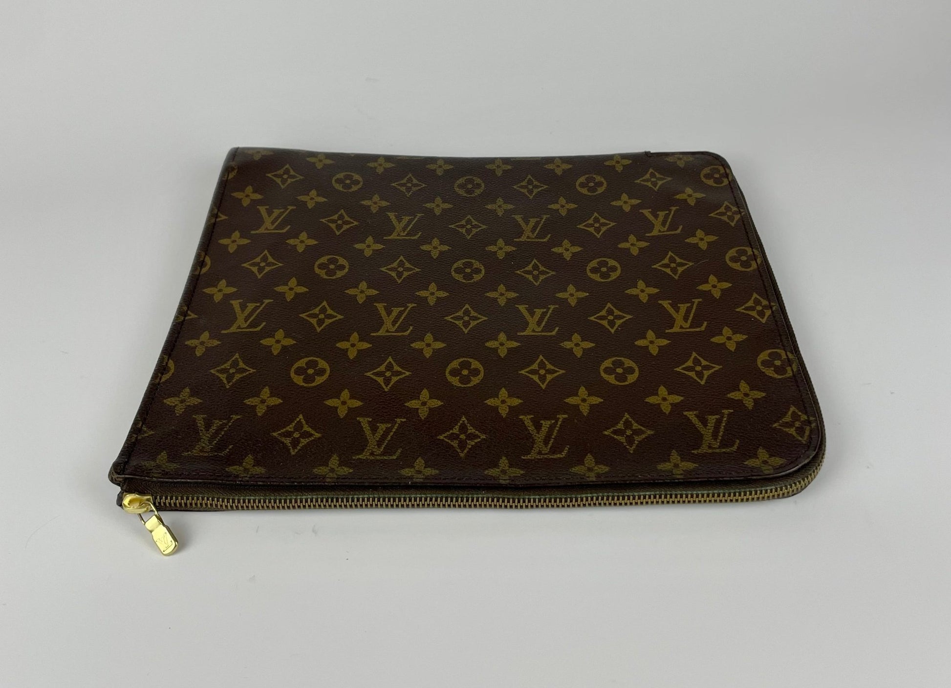 The Vintage Bag Louis Vuitton Poche Document