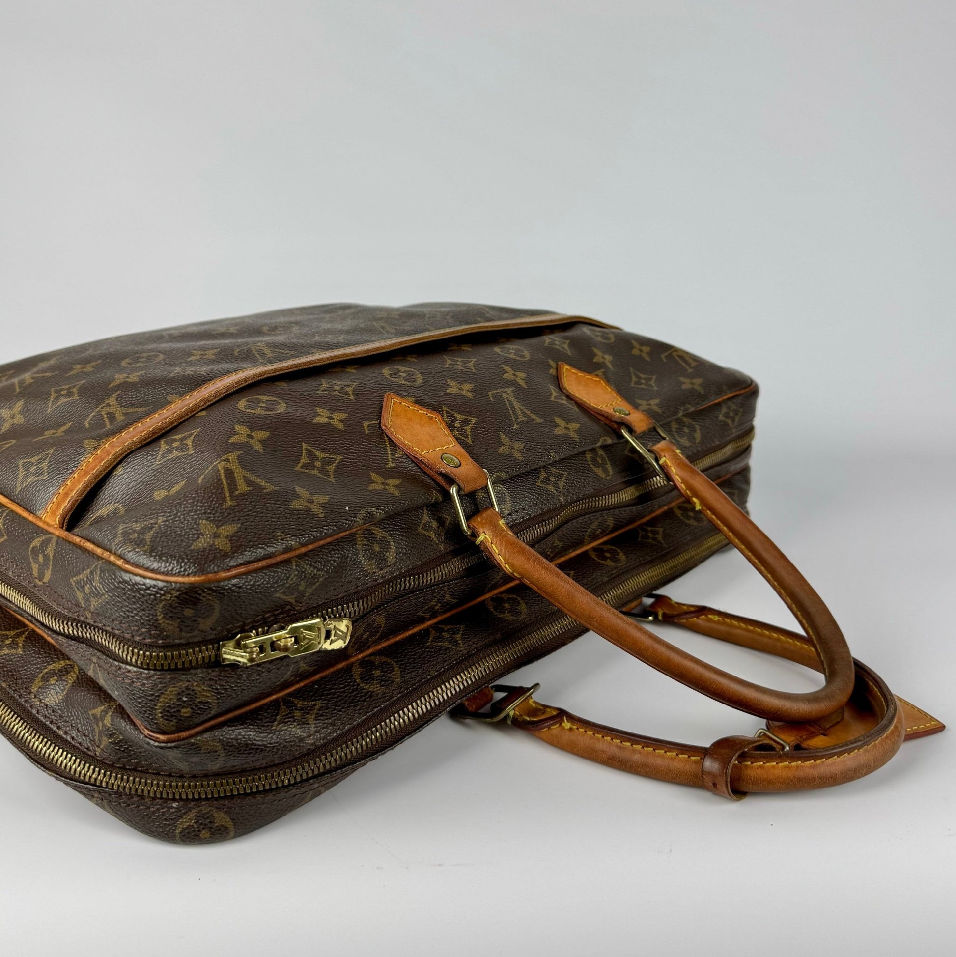 The Vintage Bag Louis Vuitton Voyage