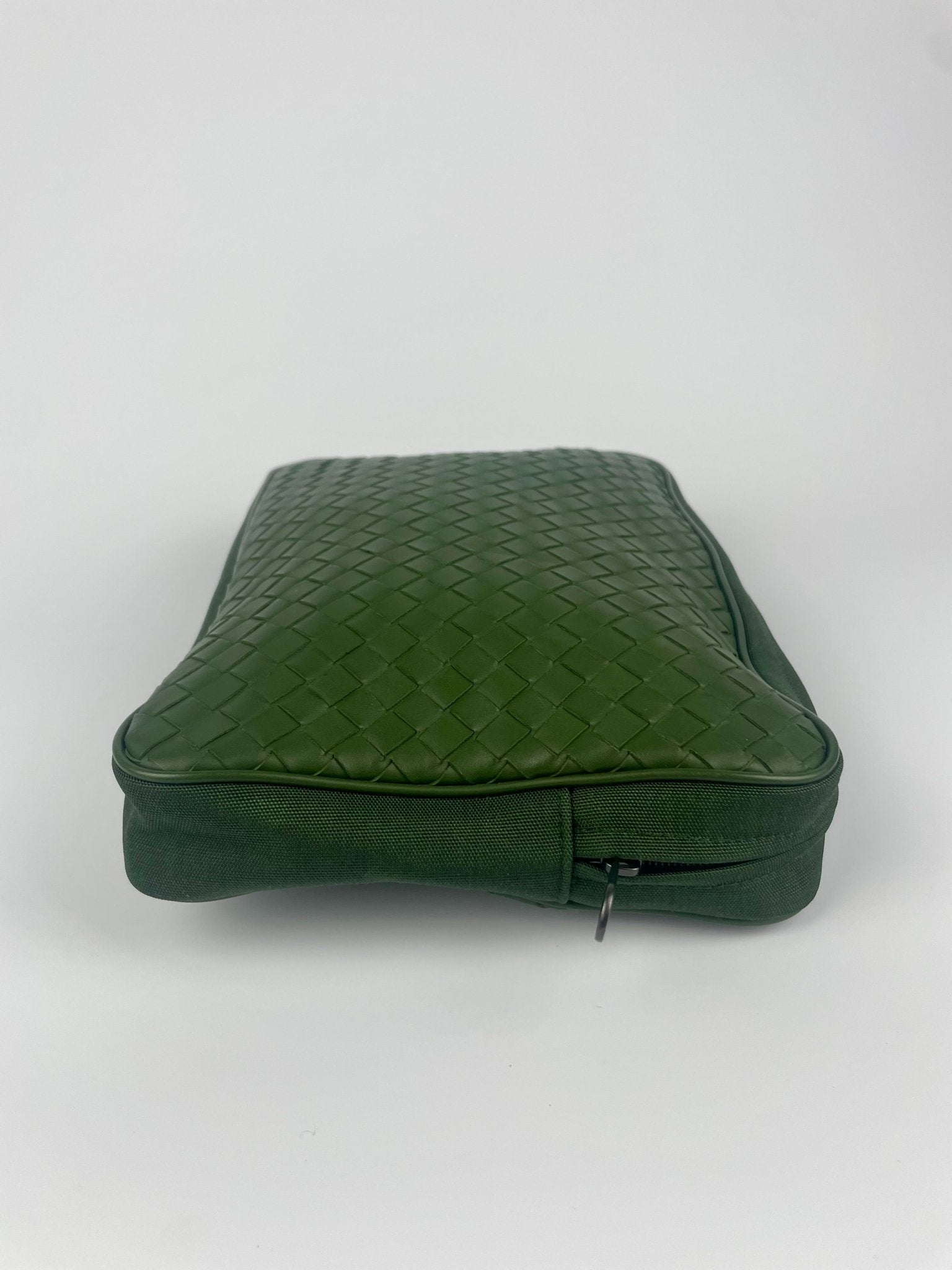 The Vintage Bag Bottega Veneta Clutch