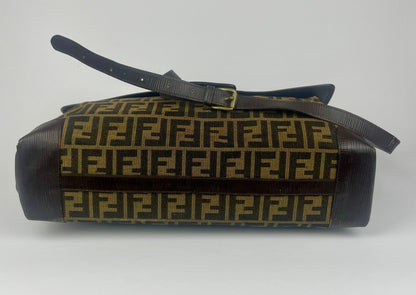 The Vintage Bag Fendi Messenger