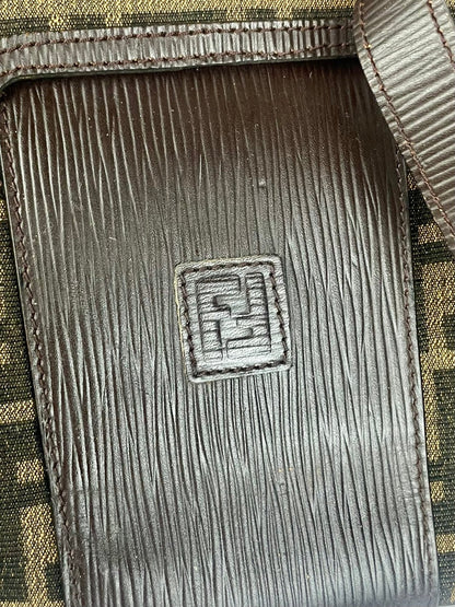 The Vintage Bag Fendi Messenger