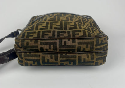 The Vintage Bag Fendi messenger crossbody