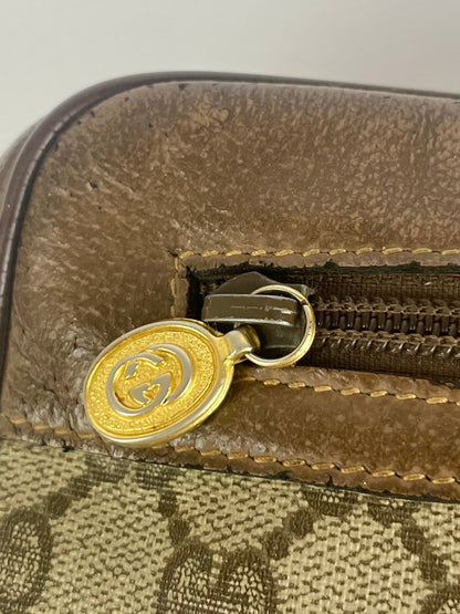 The Vintage Bag Gucci clutch