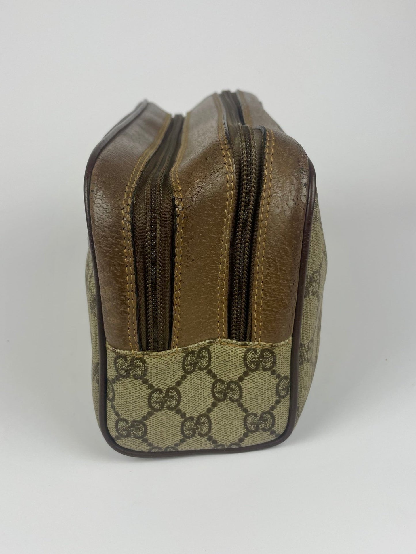 The Vintage Bag Gucci clutch