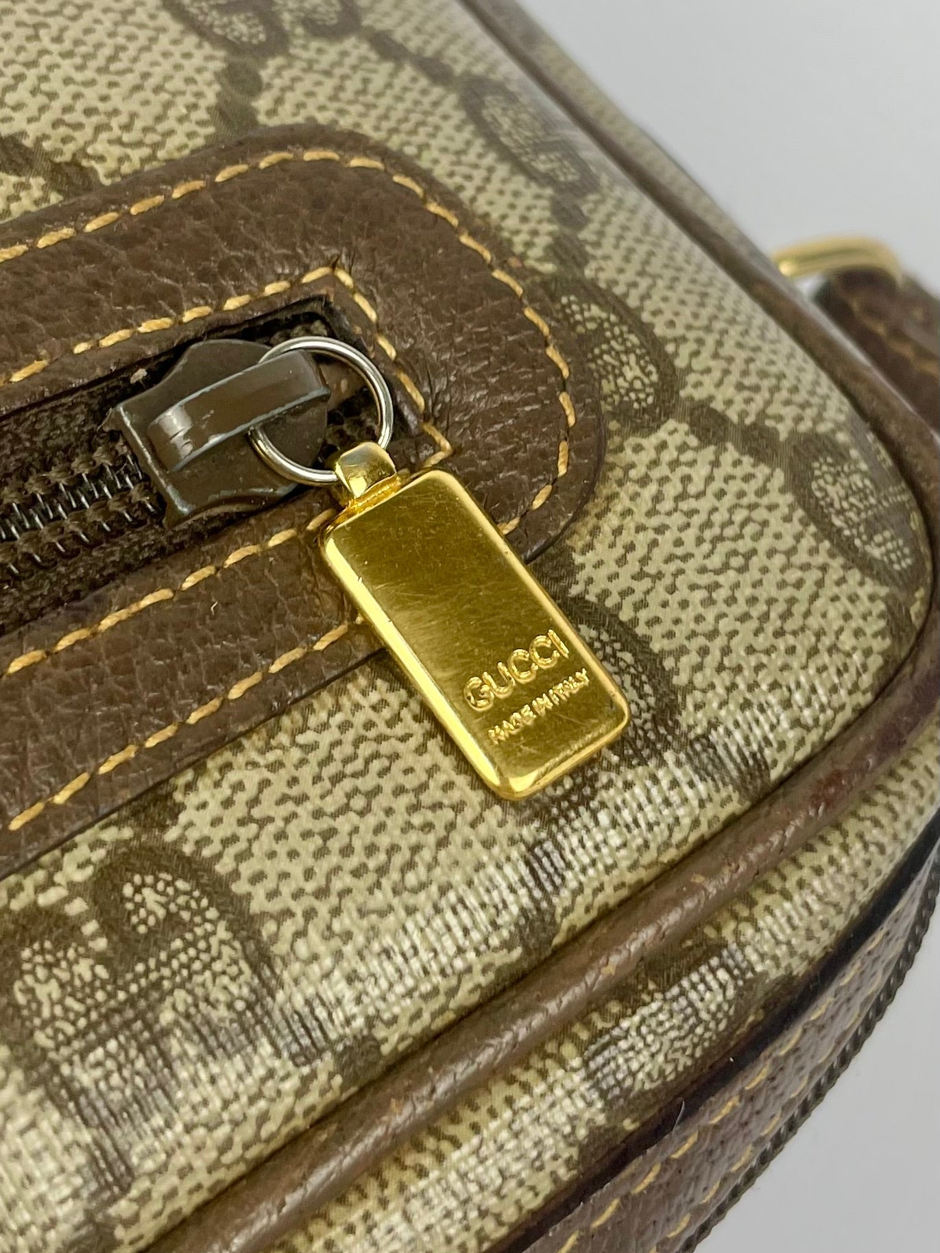 The Vintage Bag Gucci Crossbody